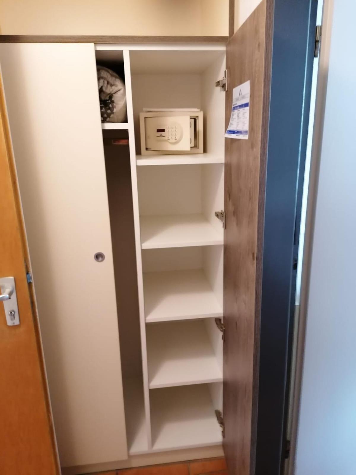 Hotel Haus Hildegard Niederkruechten Bilik gambar